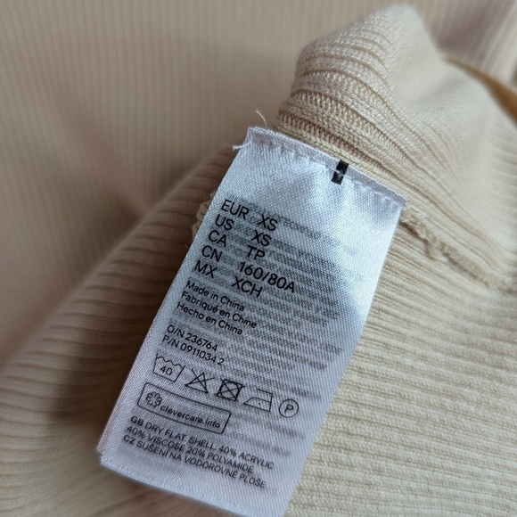 Kangol x H&M Sweater Crop Rib Knit Mock Turtle Neck Womens Beige - Picture 12 of 15